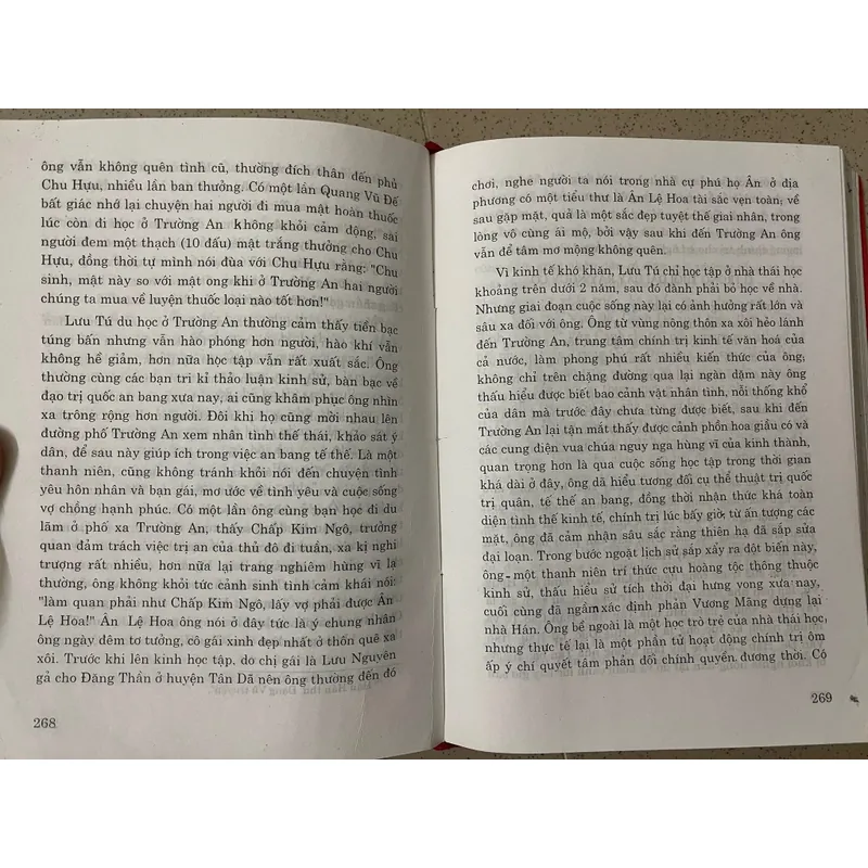 THỜI NIÊN THIẾU CỦA CÁC BẬC ĐẾ VƯƠNG 604934