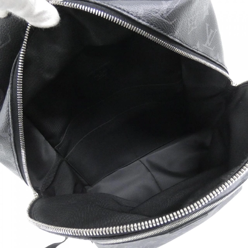 Balo Louis Vuitton Taiga Lama Discovery M30230 - Hàng hiệu Authentic 801350