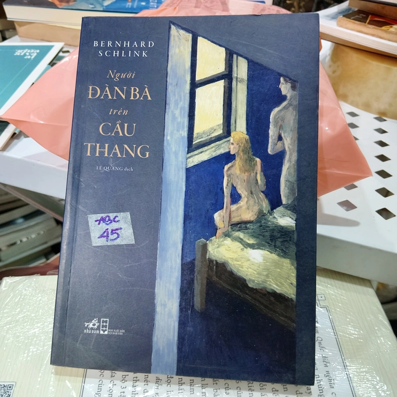 Người đàn bà trên cầu thang - Bernhard Schlink 393765