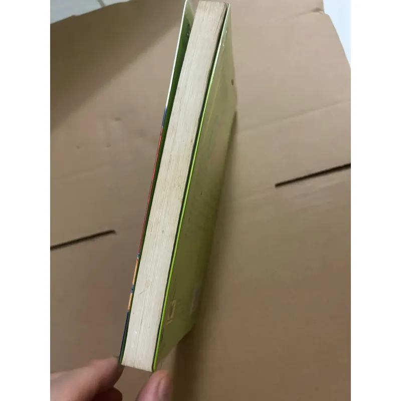 Cô nàng hotboy 562947