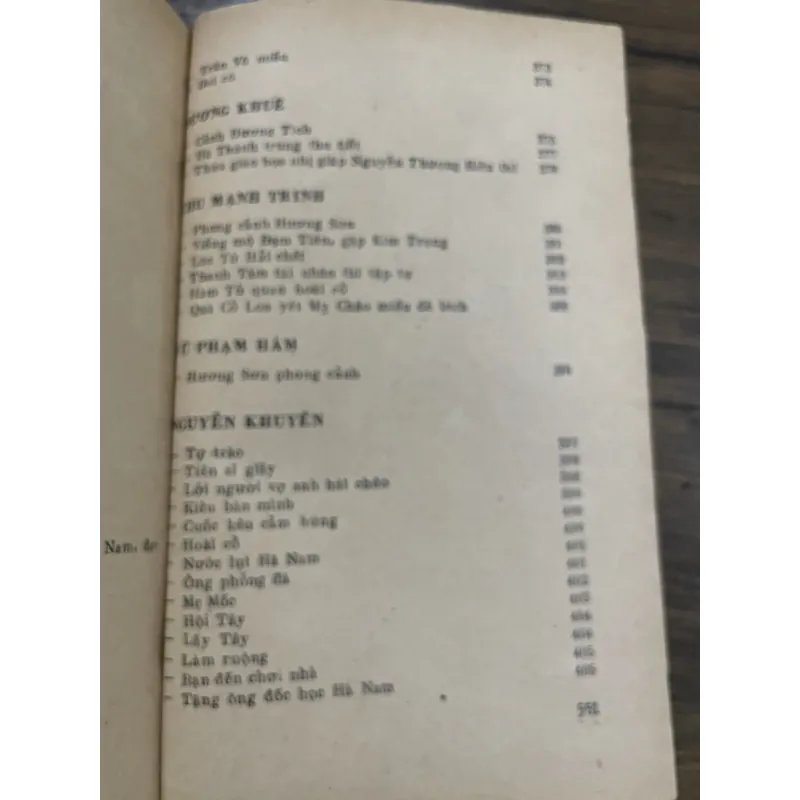 Tuyển thơ văn Việt Nam 1958-1920 ; 556 trang  1030311