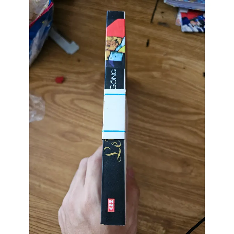 Lê Vân yêu và sống
 688797