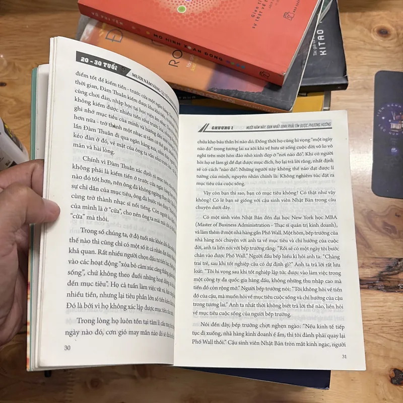 II Sách Kỹ Năng: 20 • 30 Tuổi, Mười Năm Vàng Quyết Định Bạn Là Ai - Kim Chính Hạo - 2019 699272