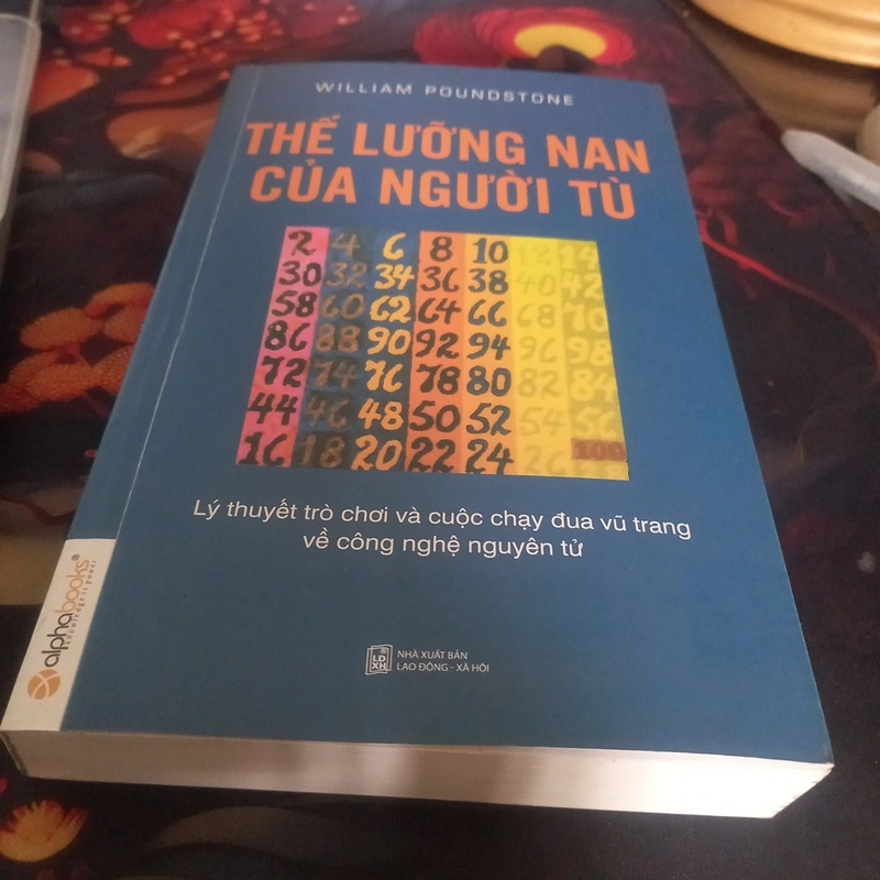 THẾ LƯỠNG NAN CỦA NGƯỜI TÙ  309634