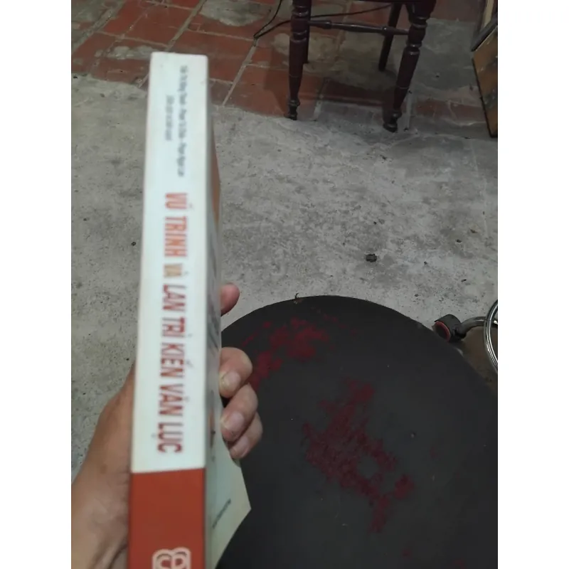 Vũ Trinh và Lan Trì kiến văn lục  1020406