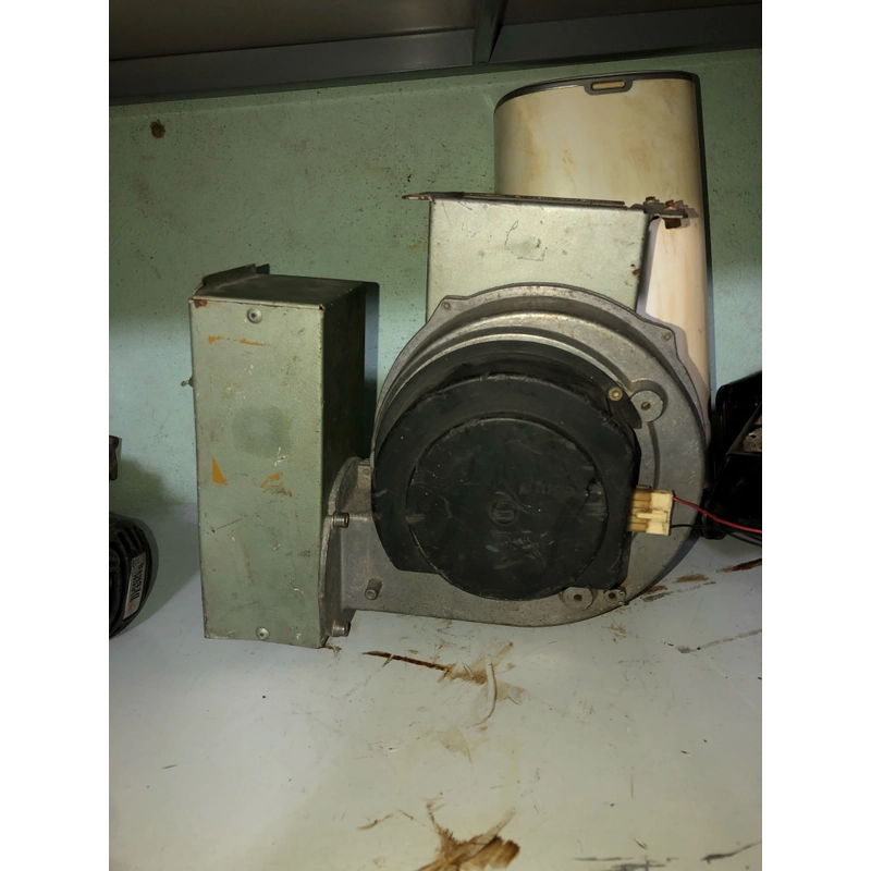 Quạt hút 12V 24V Ebm Đức không than 445408