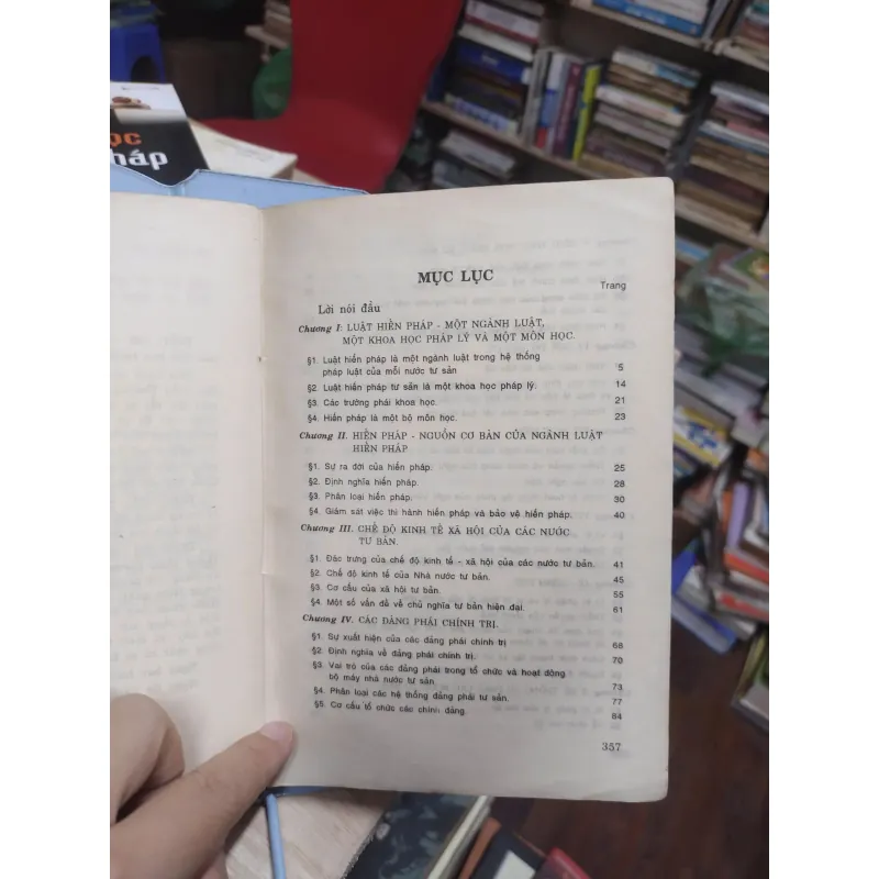 Sách: Luật hiến pháp của cá nước Tư bản (A2) 693878