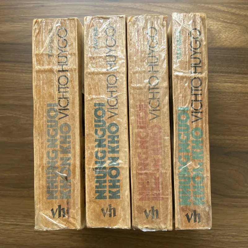 Những người khốn khổ - Vichto Huygô 989847