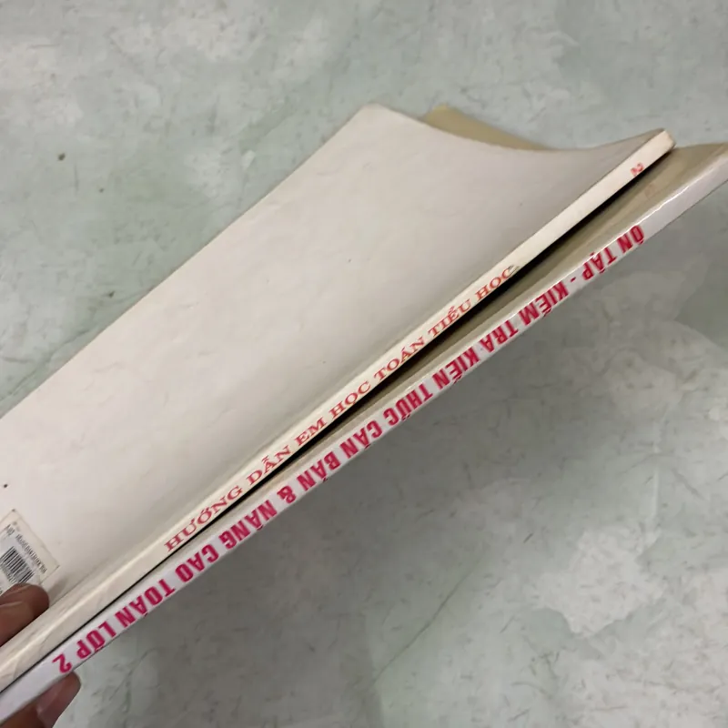 Toán lớp 2 (2 cuốn) 1034806