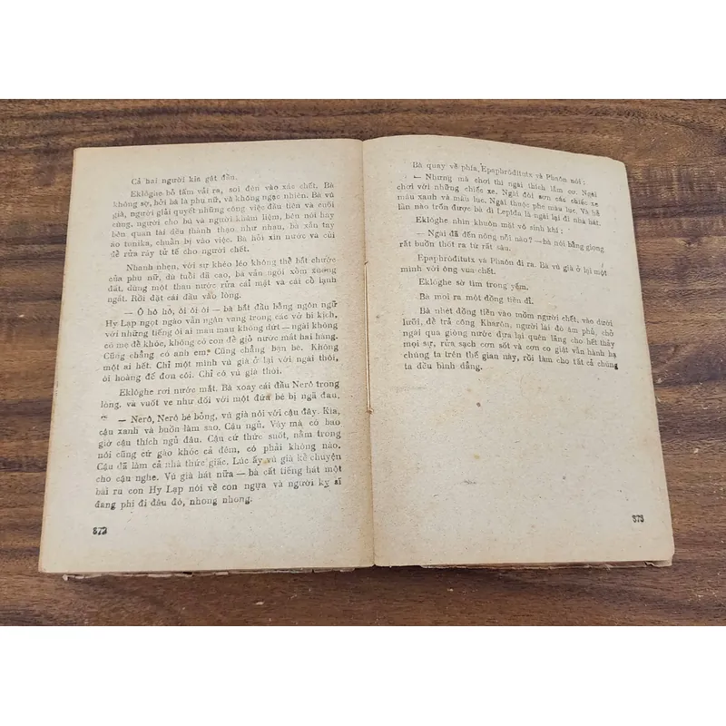 Tiểu thuyết lịch sử Hungary: NERÔ NHÀ THƠ BẠO CHÚA (1985) 723302