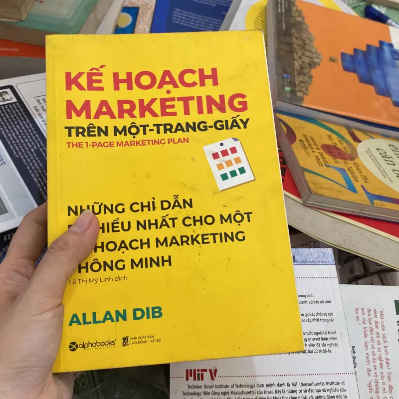 Kế hoạch Marketing trên một trang giấy 800477