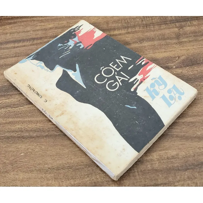 Tiểu thuyết Pháp của Georges Simenon: CÔ EM GÁI KỲ LẠ 715388