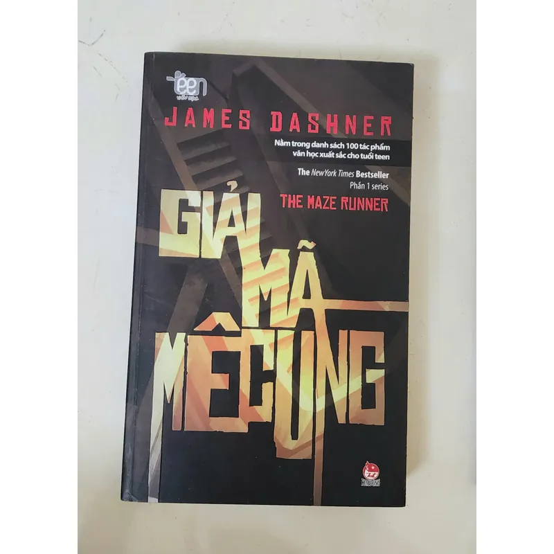 Tiểu thuyết khoa học viễn tưởng của James Dashner: GIẢI MÃ MÊ CUNG 717498