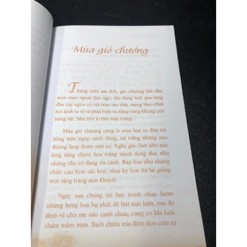 Về thương chim sẻ 2011 mới 85% (văn học) HCM1201 913166