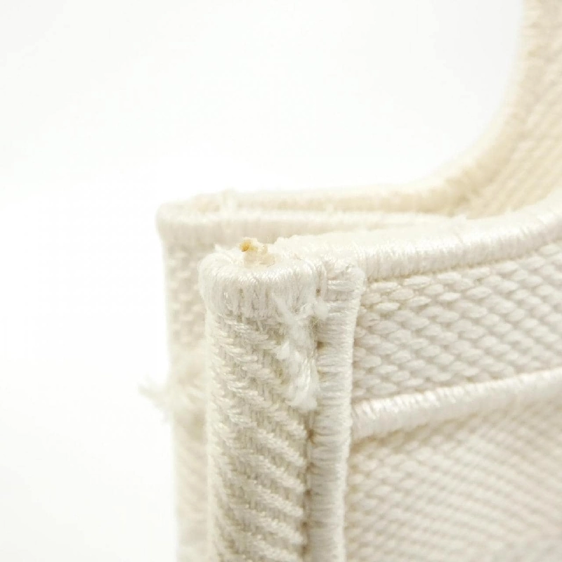 Túi xách Dior Book Tote Mini S5475ZWAH - Hàng hiệu Authentic 765702