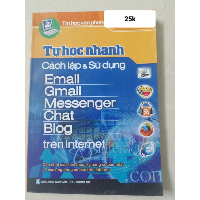 Em dọn tủ cần pass sách cũ ạ. 543054