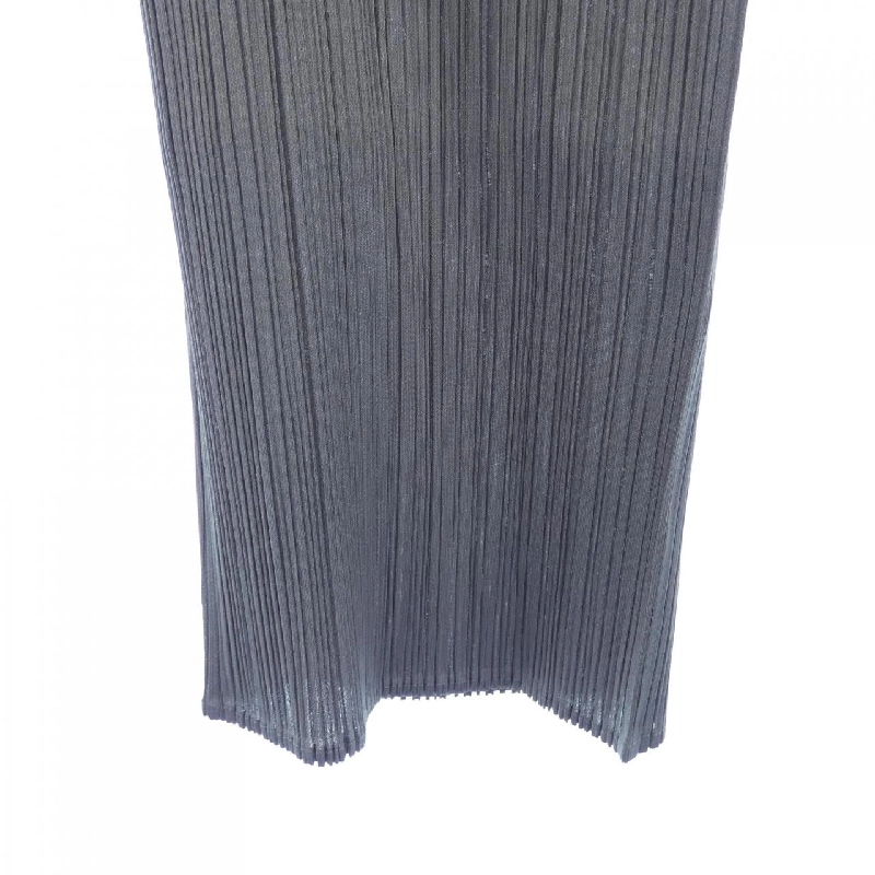 Quần Pleats Please 650025