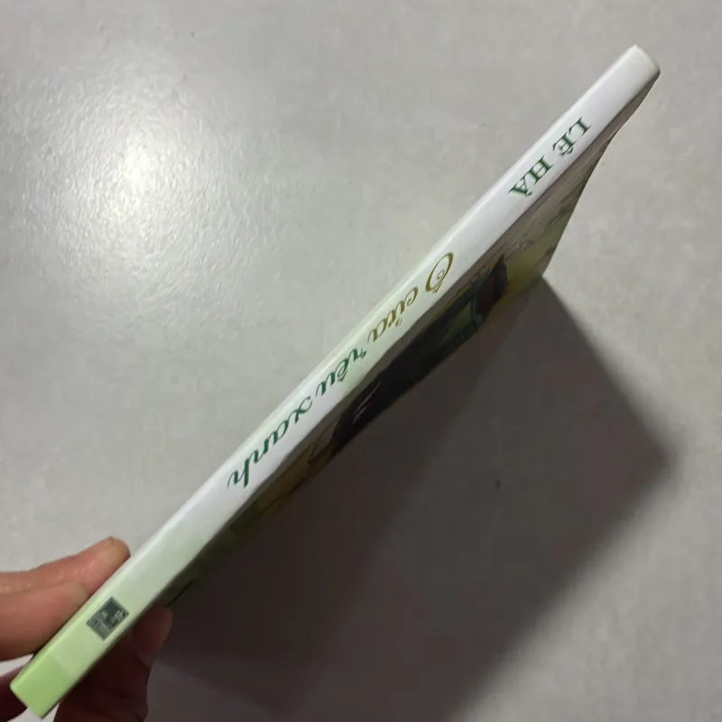 Ô cửa rêu xanh - Lê Hà 791633