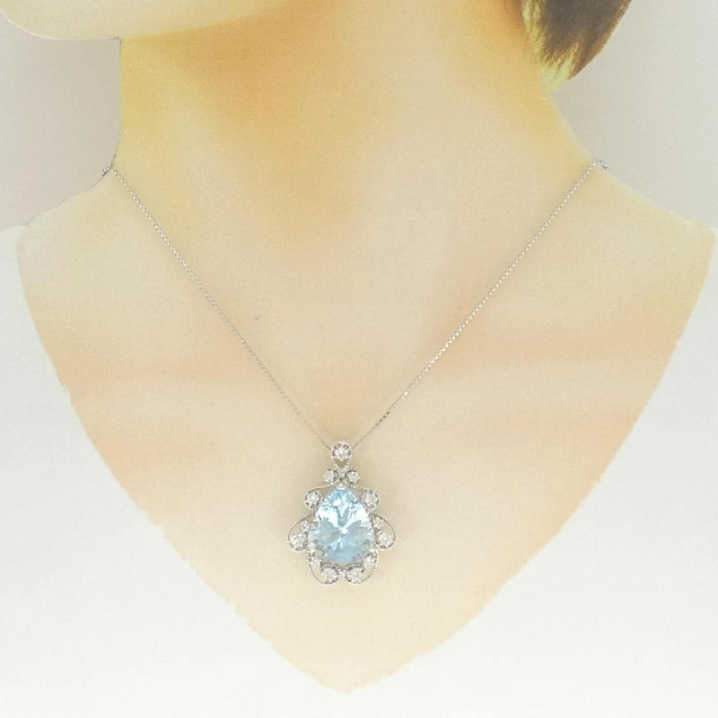 K18WG Aquamarine Necklace 10.79CT - Hàng hiệu Authentic 857676