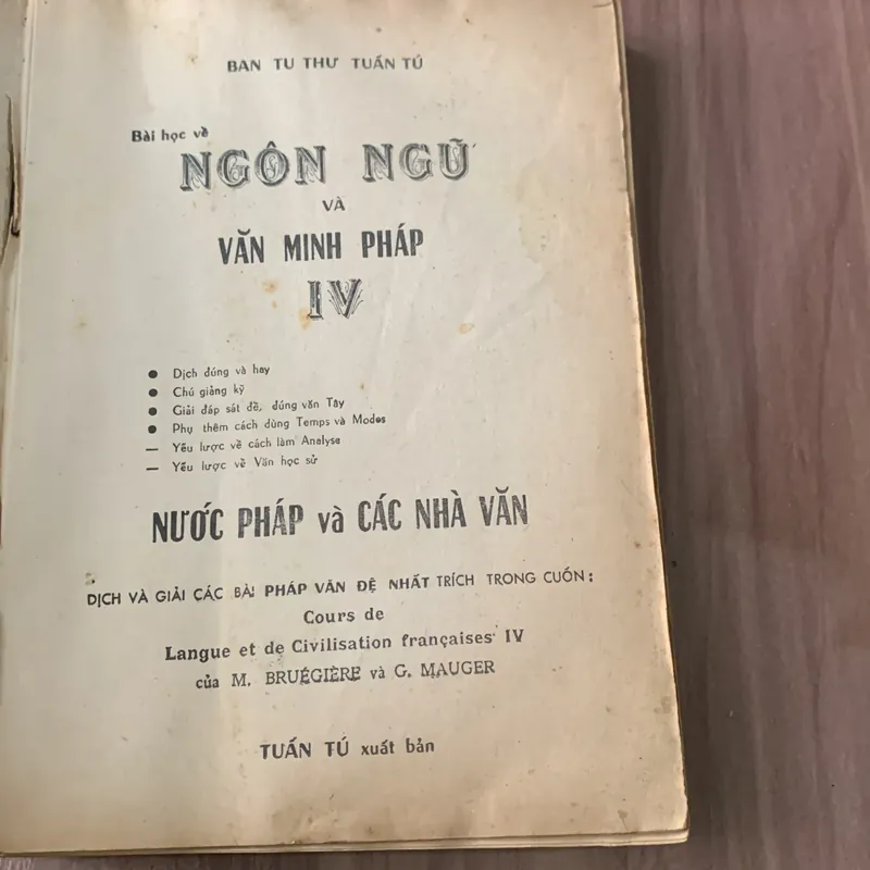 Ngôn ngữ và văn minh Pháp, quyển IV 621581