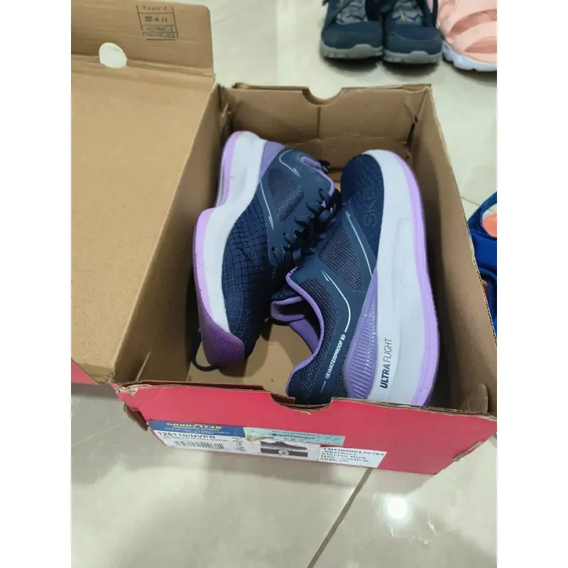 Mua 1 tang 1 sneaker, sandal size 36 giá rẻ thanh lý nhanh  698399