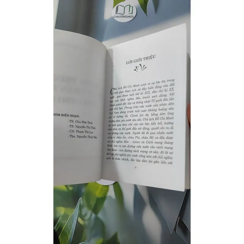 Hành Trình Theo Chân Bác (1911 - 1941) 928537