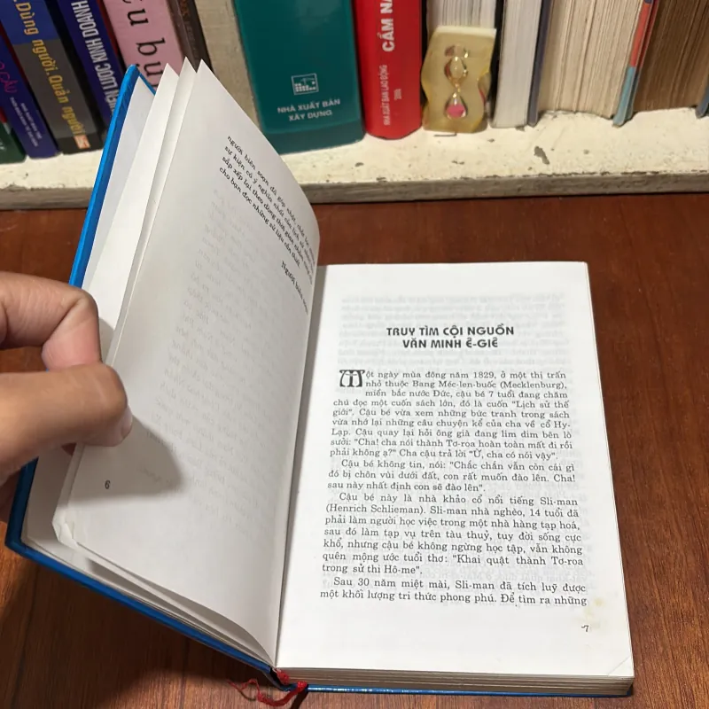 I Kiến Thức Tổng Hợp: 105 Sự Kiện Nổi Tiếng Thế Giới - Trần Mạnh Thường (Biên Soạn) - 2005 783159