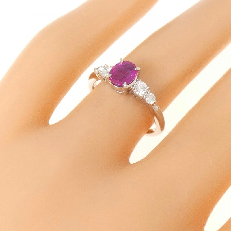 Nhẫn Ruby PT900 0.73CT 670374