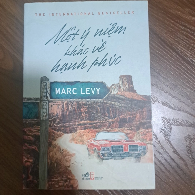Một ý niệm khác về hạnh phúc - Marc Levy 496813