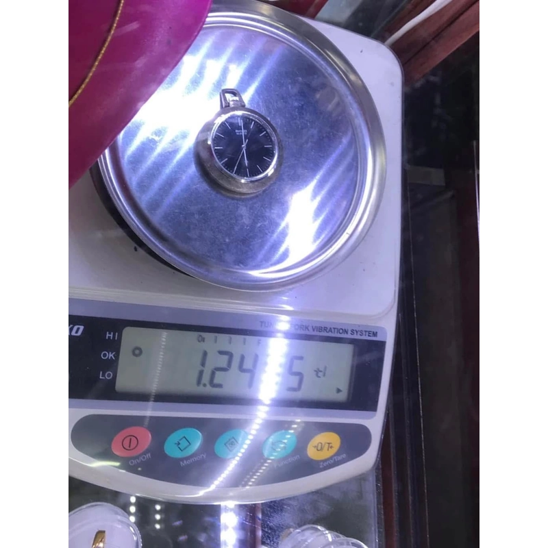 Đồng hồ pin bỏ túi bạc đúc 353167