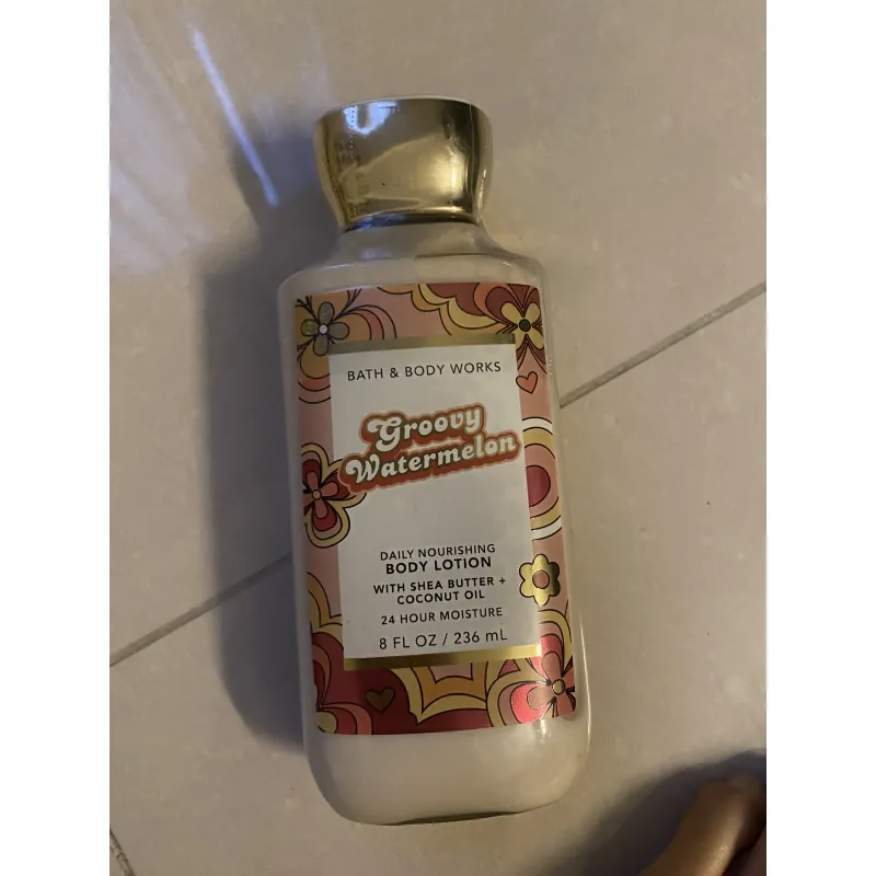 Dưỡng thể bath  970124