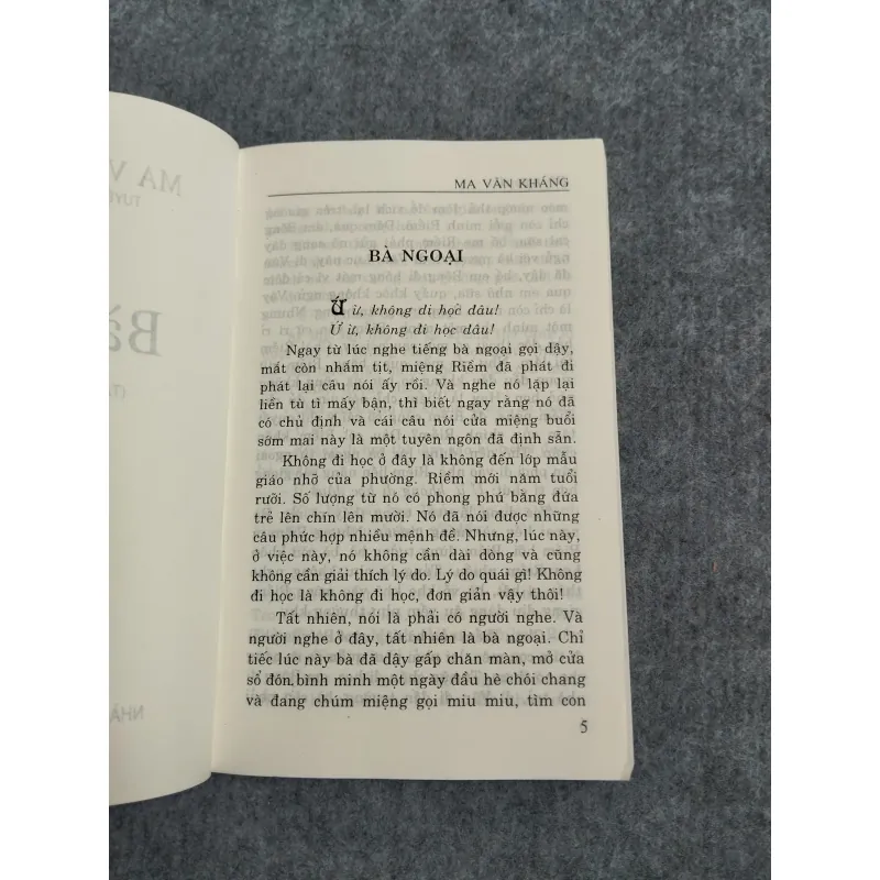 BÀ NGOẠI - MA VĂN KHÁNG 567732