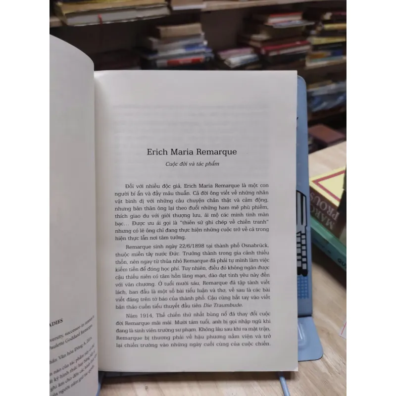 sách: Bóng tối thiên đường - : Erich Maria Remarque (A1) 566918