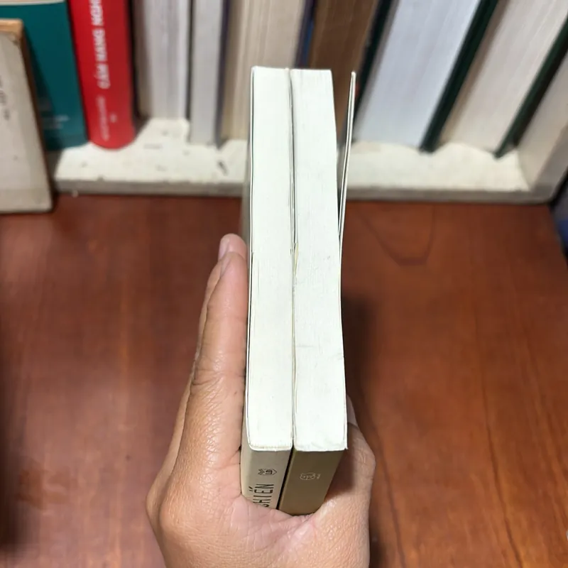 II Văn Học: Kim Liên Một Thuở & Chúng Tôi Thời Hậu Chiến - Vũ Công Chiến - 2019, 2020 721077