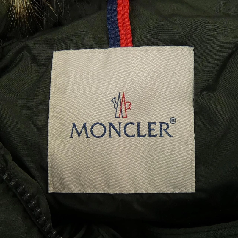 Áo khoác lông vũ MONCLER 638183