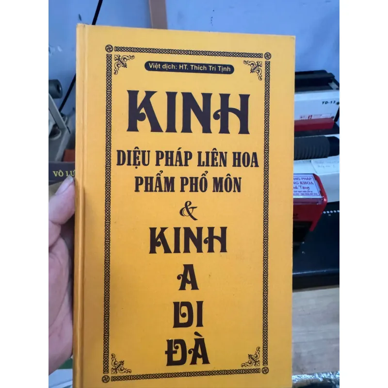 SÁCH KINH DIỆU PHÁP LIÊN HOA PHẨM PHỔ MÔN VÀ KINH A DI ĐÀ  30K 1040284