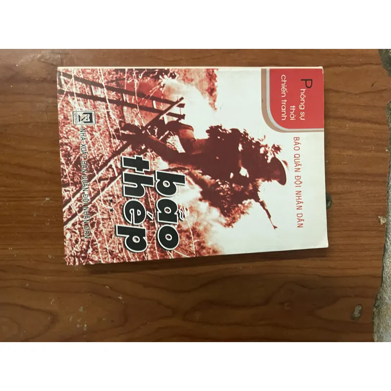 BÃO THÉP - PHÓNG SỰ CHIẾN TRANH 734837