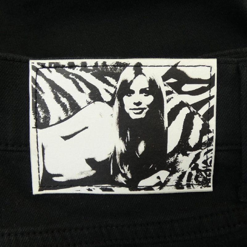 【Mã giảm giá】HYSTERIC GLAMOUR Jeans 653946