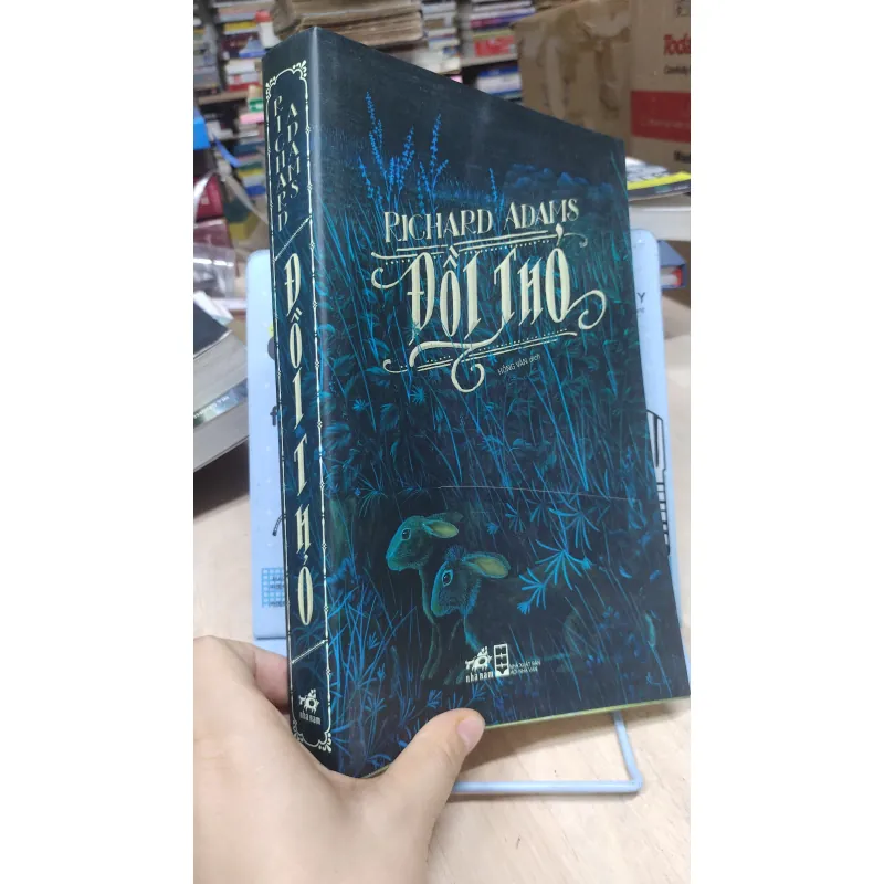 Sách: Đồi Thỏ - TG: Richard Adams (B3) 1027099