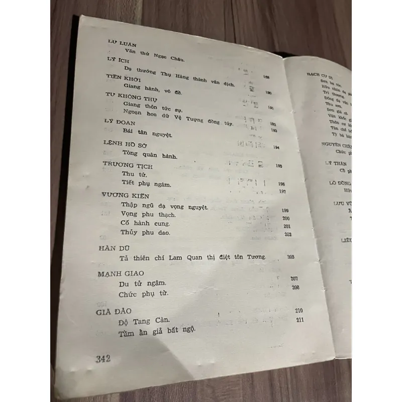 Thơ đường tập 1 - 1987- nhiều người dịch  661100