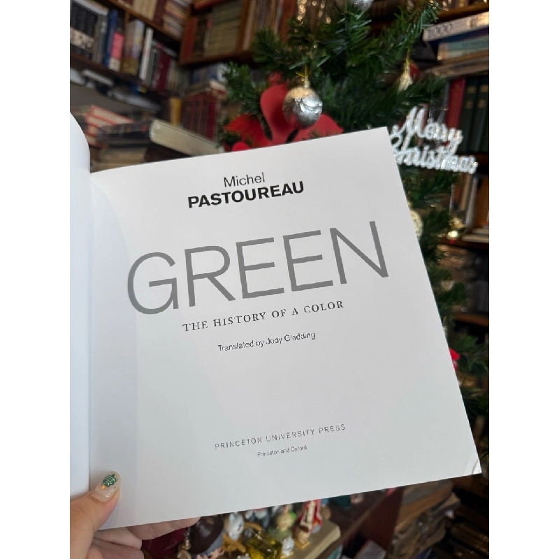 Green : The history of a color 734433