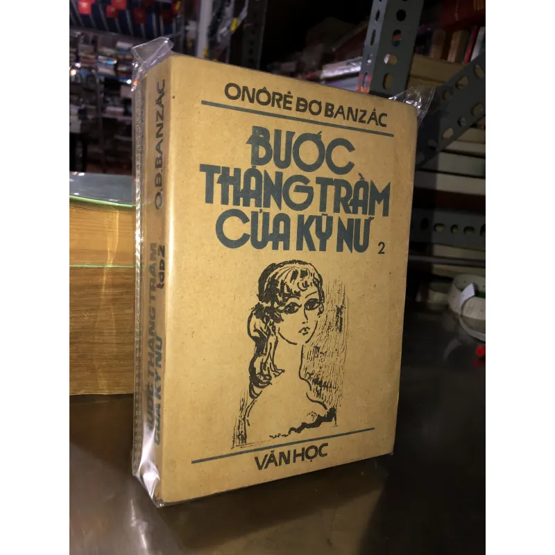 Bước thăng trầm của kỹ nữ - Onôrê Đơ Banzắc 791824