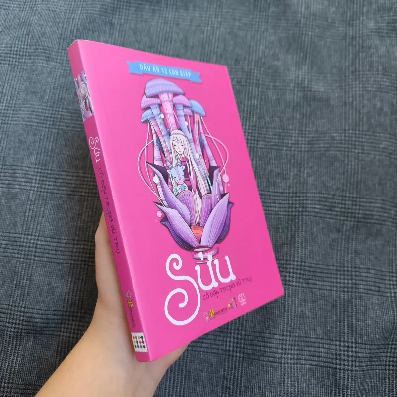 Dấu Ấn 12 Con Giáp - Sửu (Cô Đơn Trong Vũ Trụ) (Kèm Bookmark) - Giá bìa 55k 592658