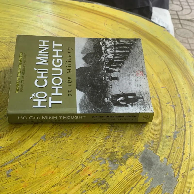 HỒ CHÍ MINH THOUGHT ON THE MILITARY  1029994