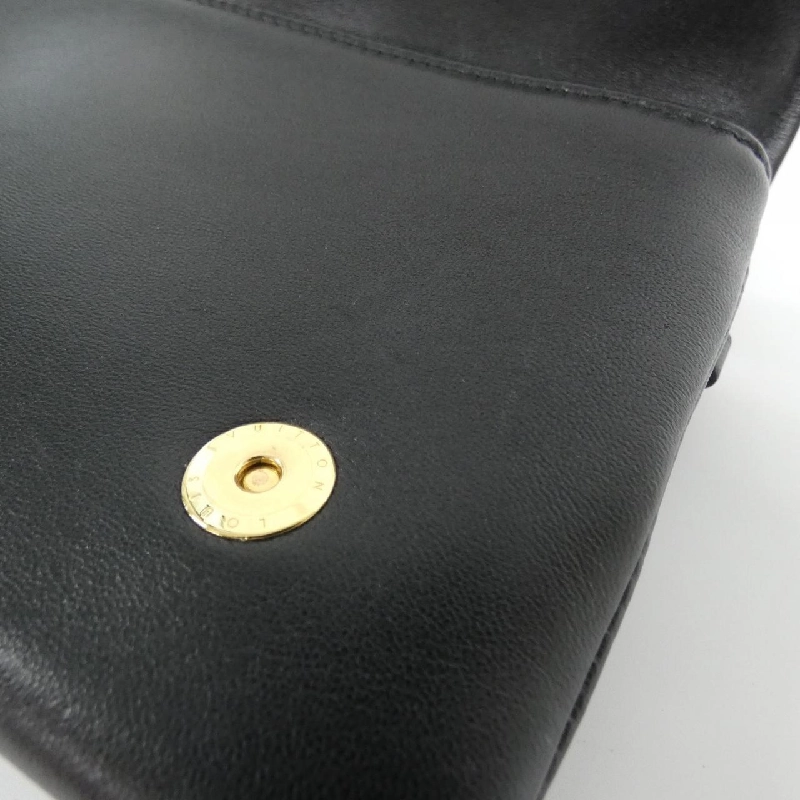 Túi xách vai Louis Vuitton Pochette Coussin M82116 610104