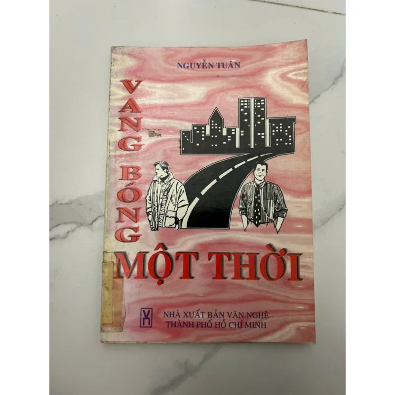 Vàng Bóng Một Thời - Nguyễn Tuân 659072