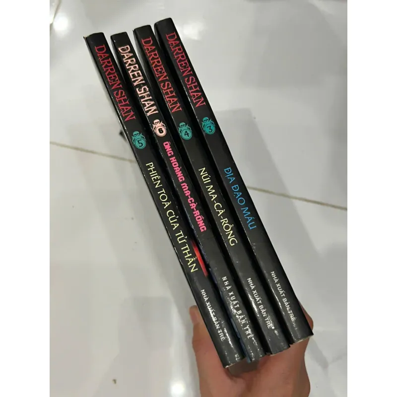 4 tập Truyện - Những Câu Chuyện Kỳ Lạ Của Darren Shan⭐ 706605