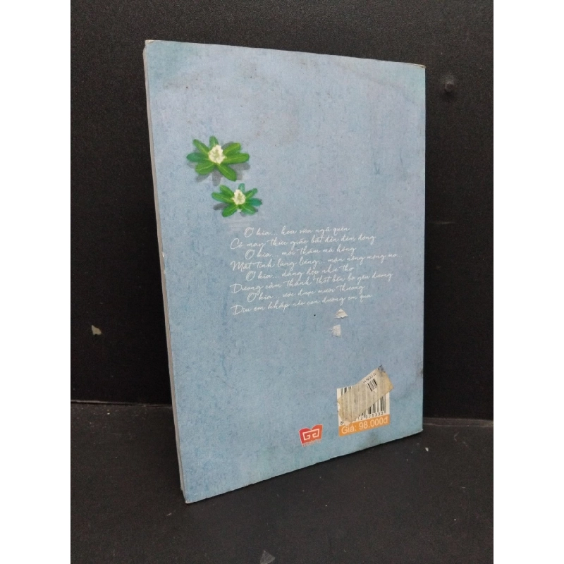 Hoa sữa ngủ quên mới 70% ố ẩm 2015 HCM1209 Ngọc Thanh VĂN HỌC 916867