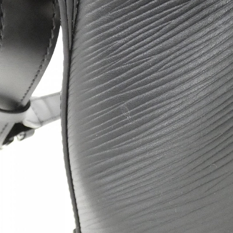 Túi xách vai Louis Vuitton Epi Noe BB M12847 613367