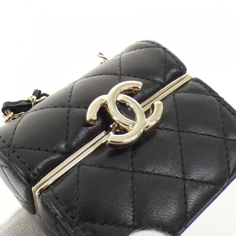 Chanel AP2657 Ốp tai nghe AirPods Pro 628103